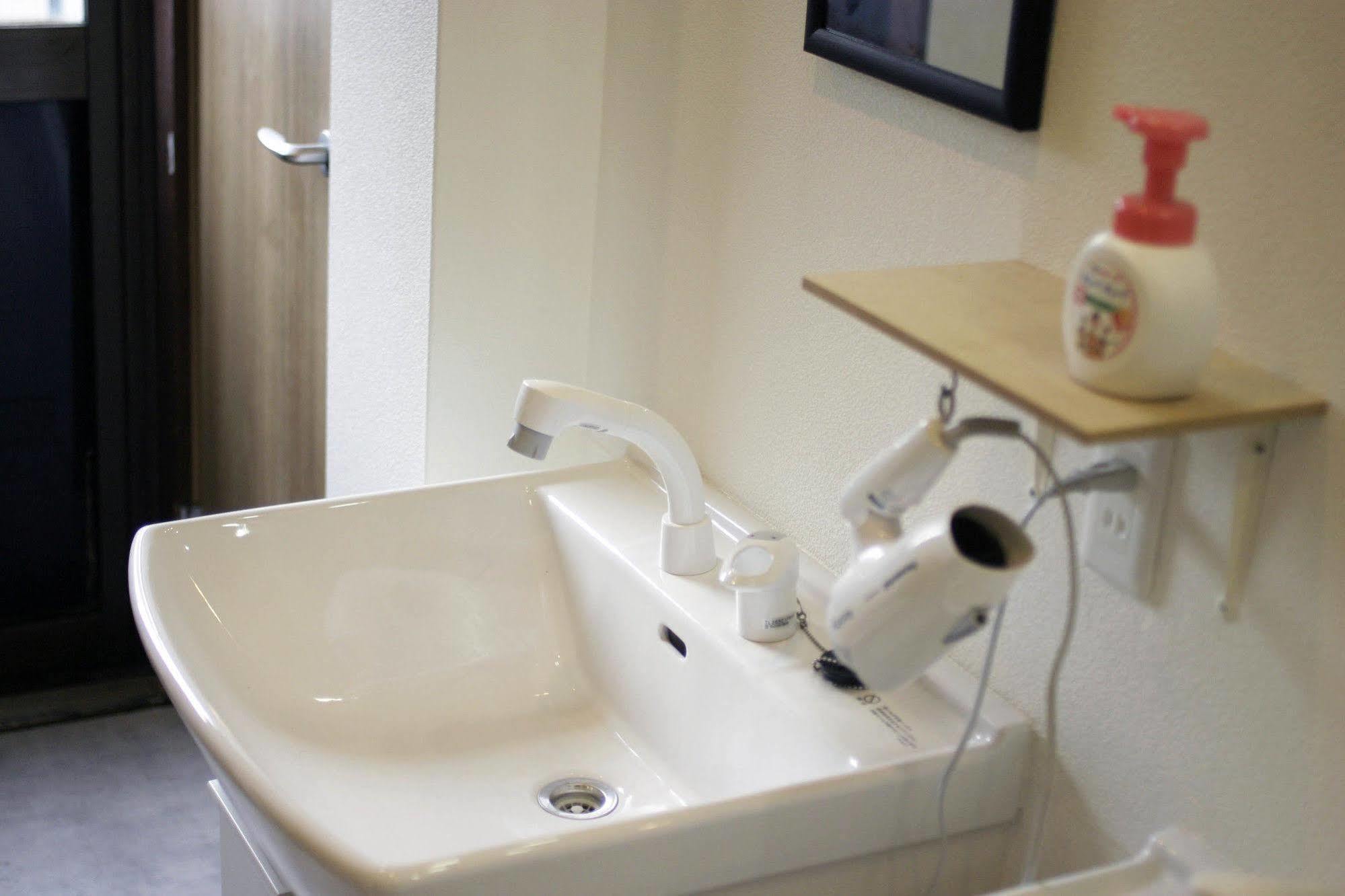 Guesthouse Sensu Tokyo Eksteriør bilde